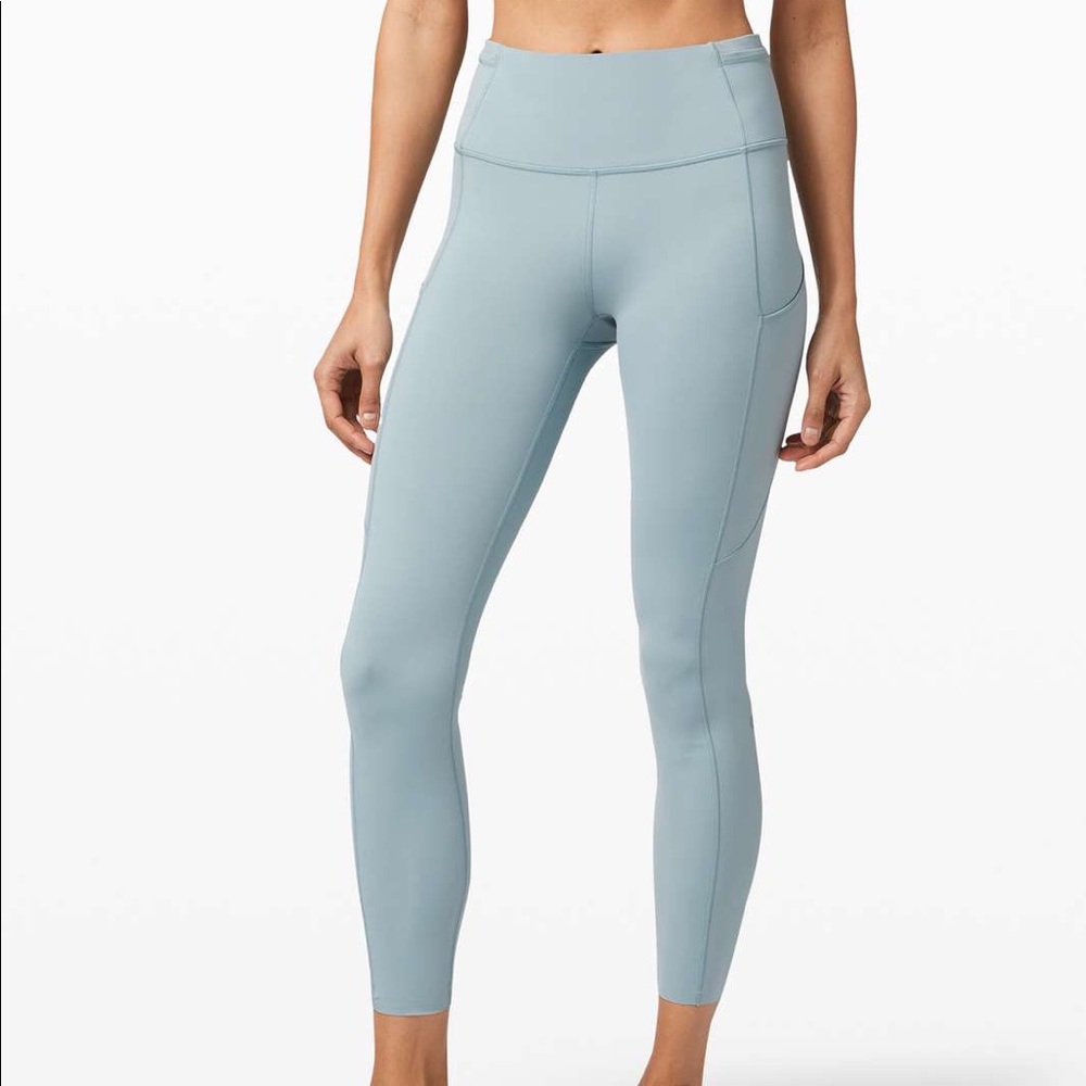 NWT Lululemon Fast and Free HR Tight 25” Blue Cast